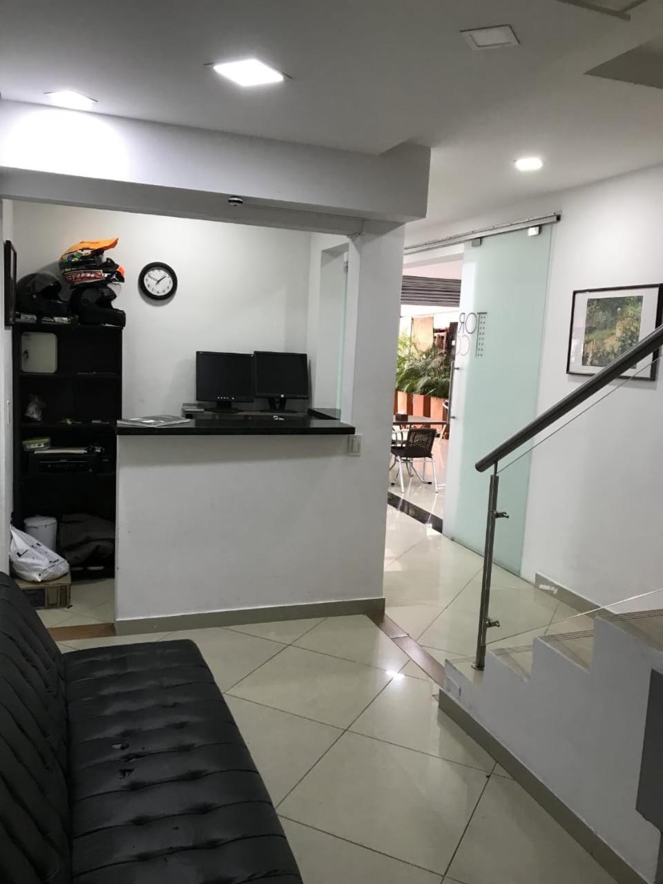 Apartaestudios Laureles ميديلين المظهر الخارجي الصورة